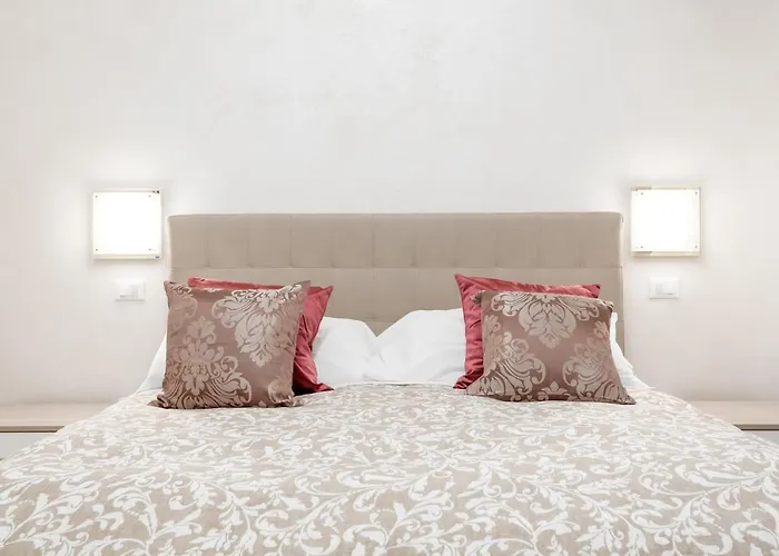 Le Di Nathan - 5 Terre Near The Station