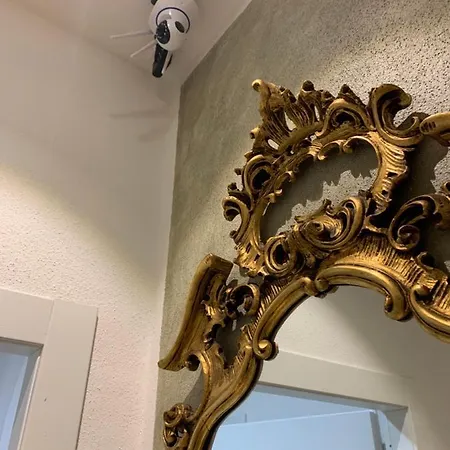 Le Di Nathan Pensjonat La Spezia